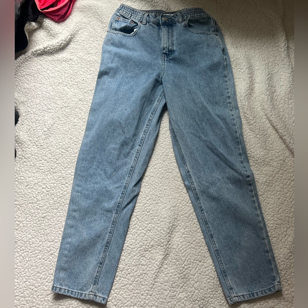 Forever 21 Blue Straight Leg Jeans High-Rise Relaxed Fit